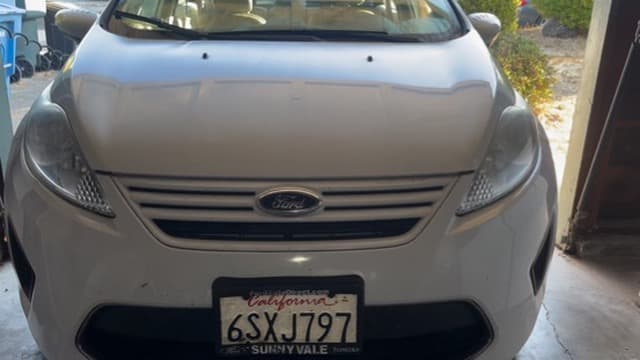 2011 Ford Fiesta - 13 