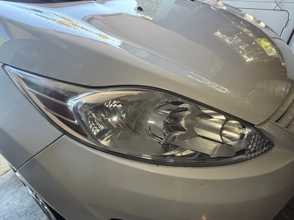 2011 Ford Fiesta - 19 