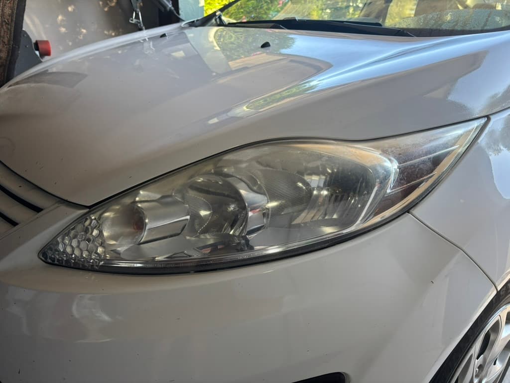 2011 Ford Fiesta - 3 
