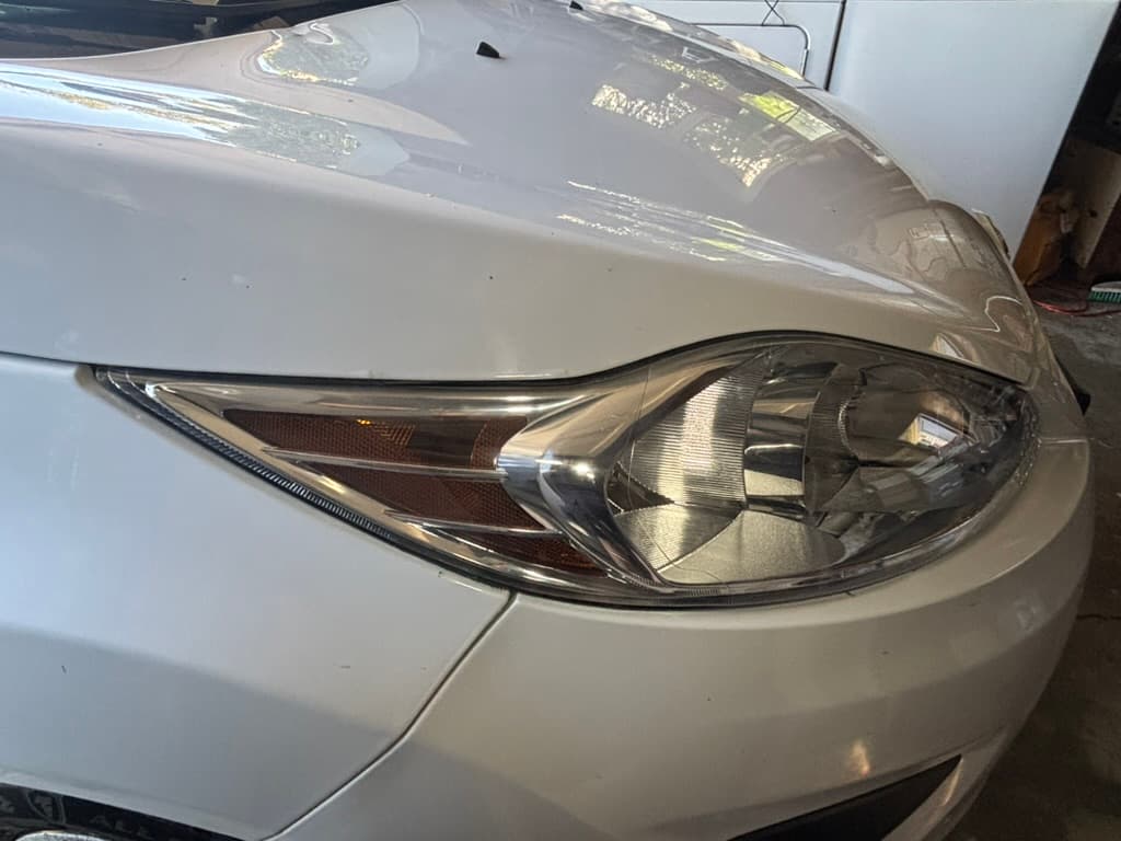 2011 Ford Fiesta - 4 