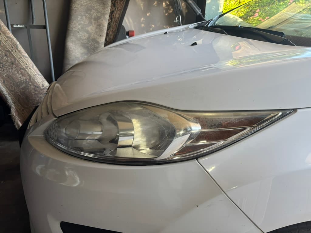 2011 Ford Fiesta - 9 