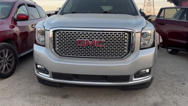 2017 GMC Yukon - 4 