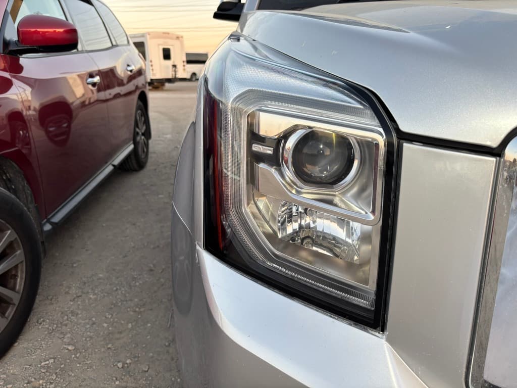 2017 GMC Yukon - 9 