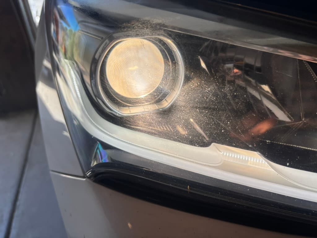 2017 Hyundai Santa Fe Limited Ultimate - 7 