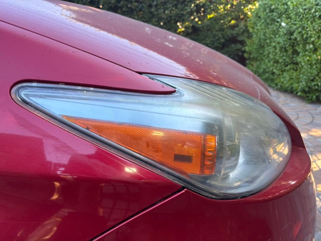 2001 Toyota Prius - 13 