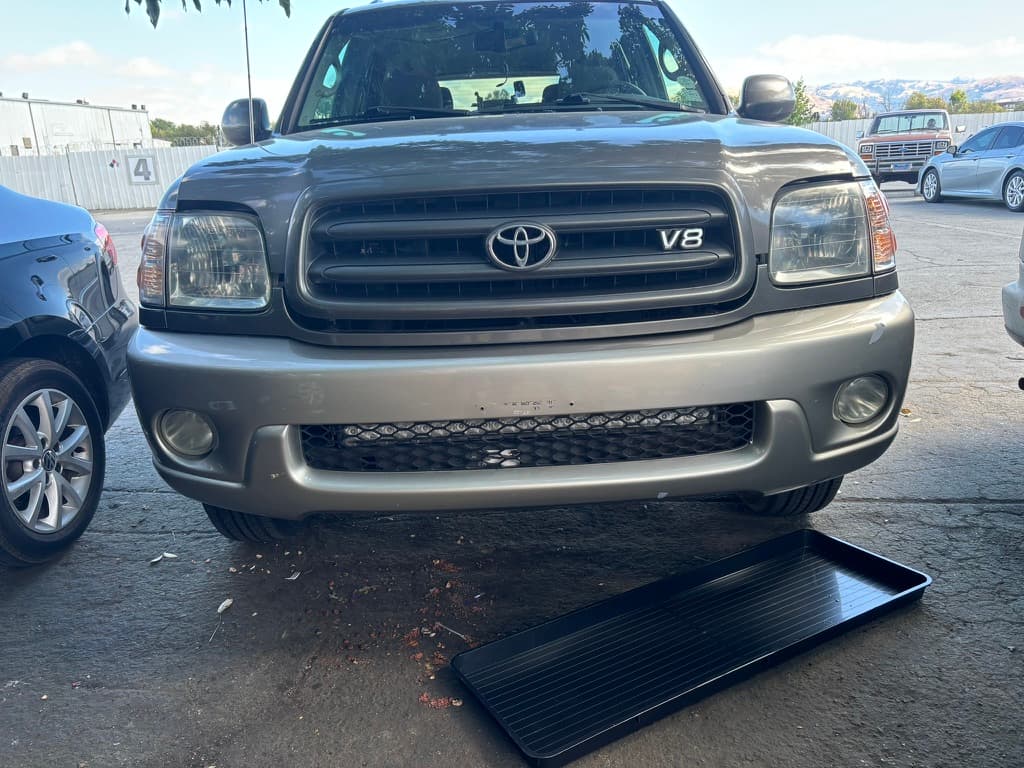 2004 Toyota Sequoia - 6 