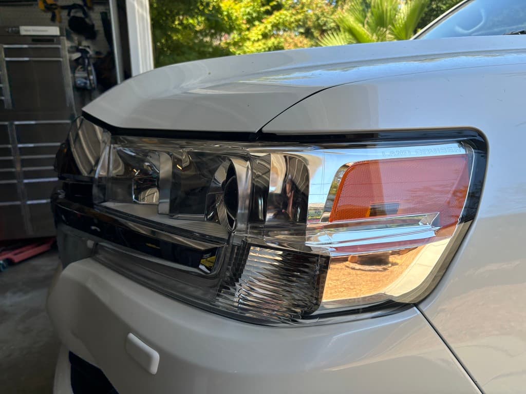 2019 Toyota Land Cruiser - 3 