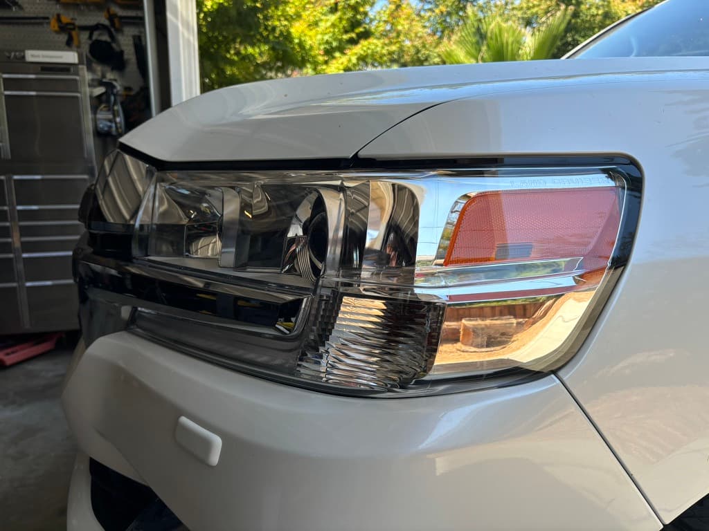 2019 Toyota Land Cruiser - 4 