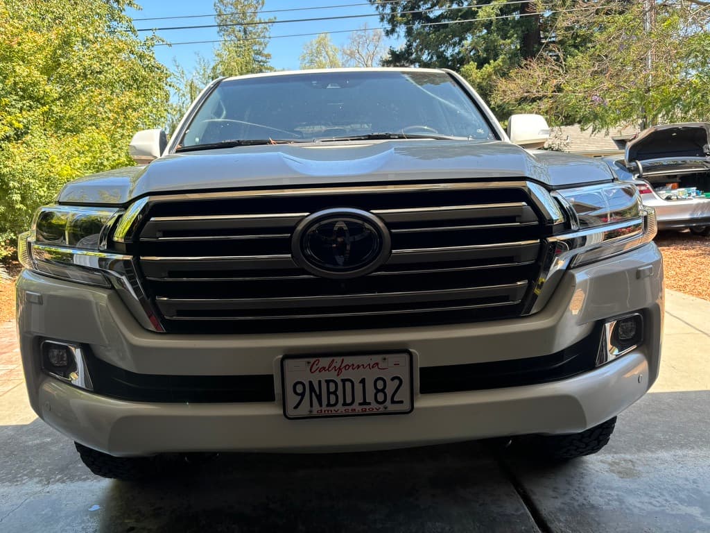 2019 Toyota Land Cruiser - 8 